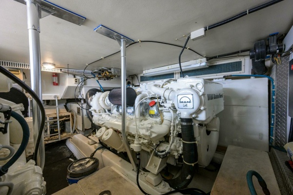 MEMBERS ONLY 56ft Ocean Yachts Yacht For Sale