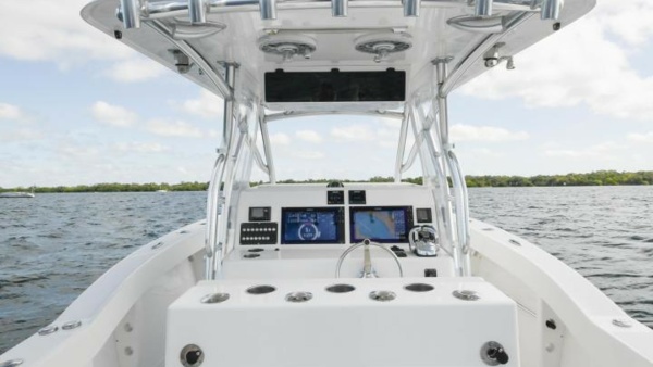 33ft Ocean Master Yacht For Sale