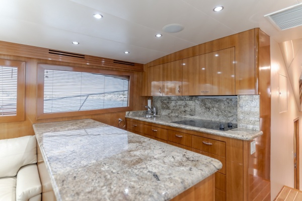 2003 Hatteras 54 Convertible - BRAINWAVE