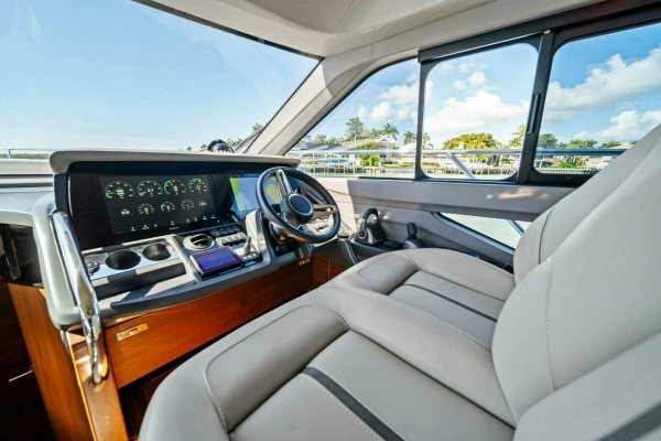 2023 Princess 50