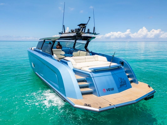 2022 Vanquish Yachts 58