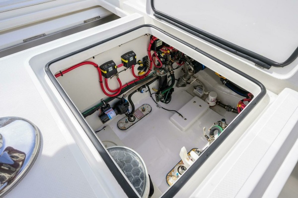 Tales N Ales 42ft Buddy Davis Yacht For Sale
