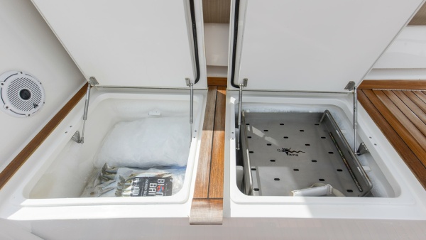 Share E 72ft Viking Yacht For Sale