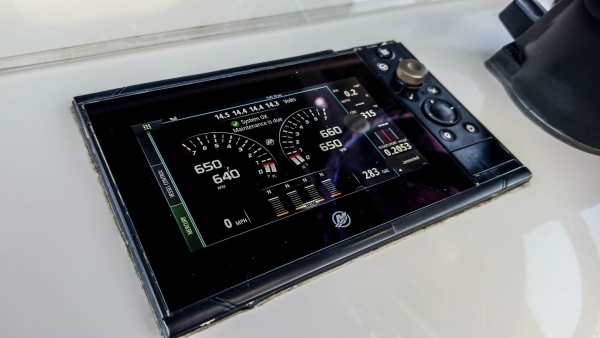 CHIRON39 39ft SeaHunter Yacht For Sale