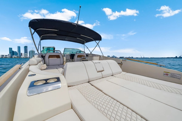 2023 Chris-Craft 35