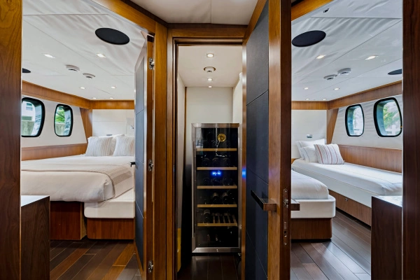 2010 Sunseeker 112