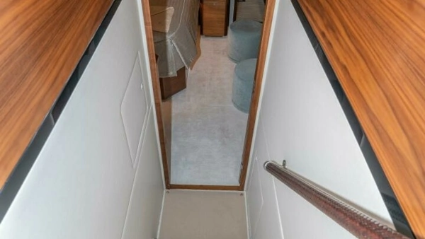 Viking 90C Yacht For Sale