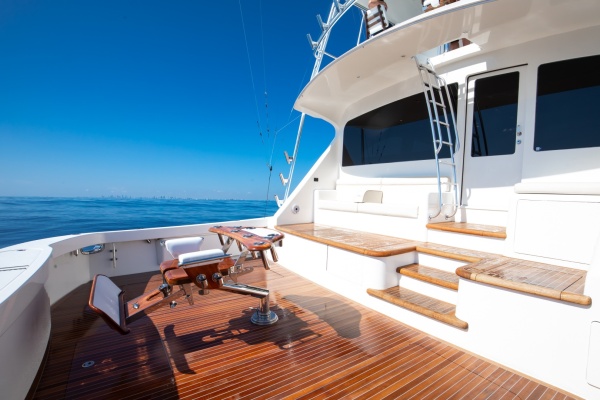 Done Deal 82ft Viking Yacht For Sale