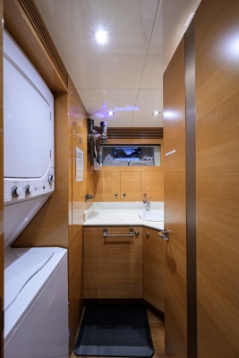 Midnight Moon 85ft Horizon Yacht For Sale