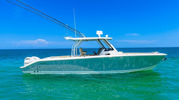 Starboard Profile of Pursuit 328