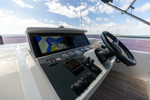 CREWSZING 65ft Princess Yacht For Sale