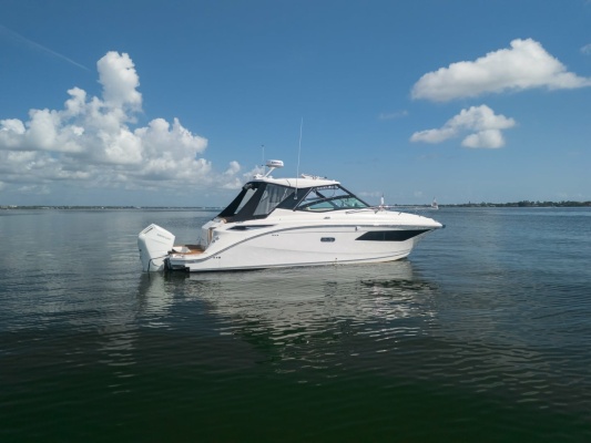 Pace Yourself 32ft Sea Ray Yacht For Sale