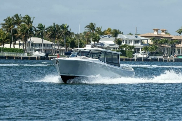 MJM 47X Yacht For Sale