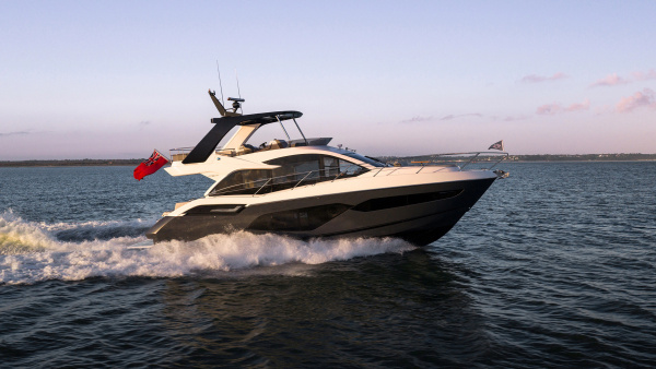 MANHATTAN 56 56ft Sunseeker Yacht For Sale