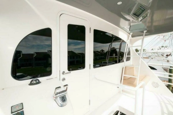 2012 Viking 76