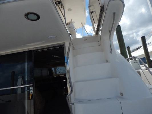 Sea Ray Sedan Bridge Yacht For Sale