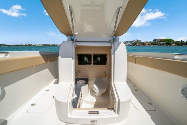 Re Powered 29ft Chris Craft Yacht For Sale