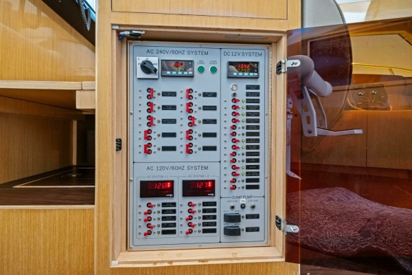 Venture 47ft Mares Yacht For Sale