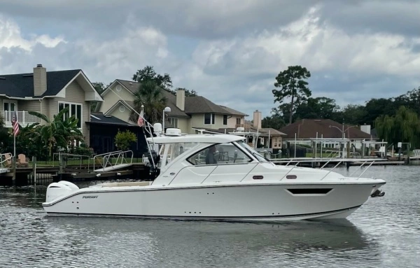 32-ft-Pursuit-2017-325 OS-Wait N' Line Jacksonville Florida United States  yacht for sale