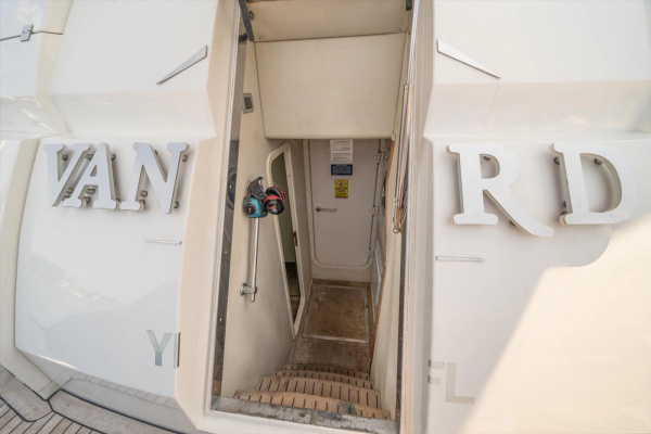 VANGUARD 82ft Sunseeker Yacht For Sale