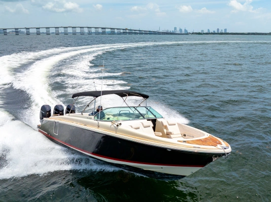 2023 Chris-Craft 35