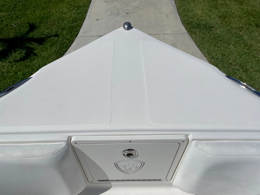 INTENSITY 2 29ft Century Yacht For Sale