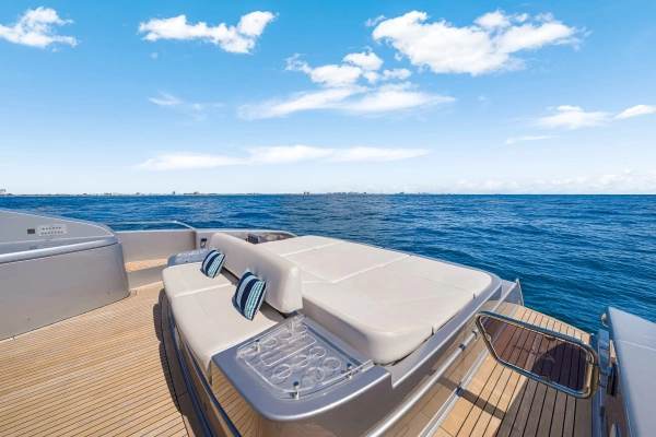 2017 Riva 88