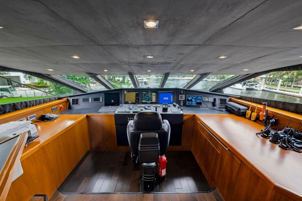 2010 Sunseeker 112