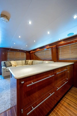2004 Hatteras 60