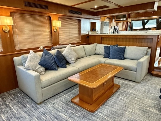 2012 Alaskan 70