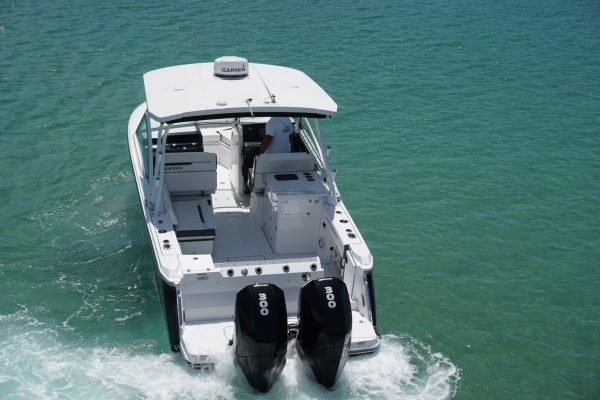 2023 27 Blackfin 272 DC Transom (9)