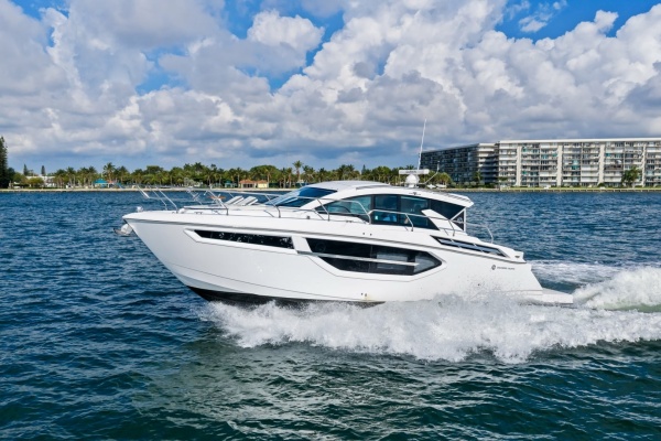 Cruisers 42 SARGAM - Exterior
