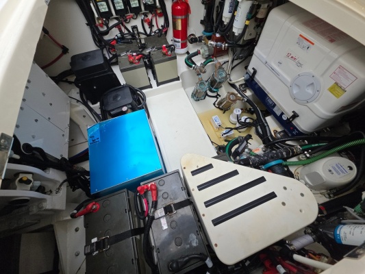 BFT 42ft Boston Whaler Yacht For Sale