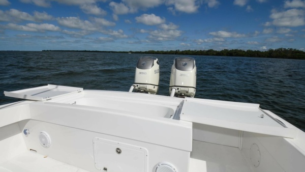 33ft Ocean Master Yacht For Sale