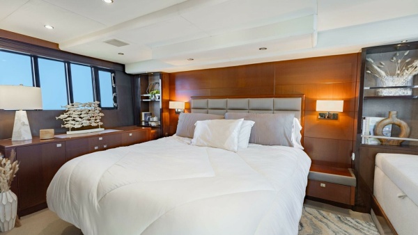 Harbor Story 64ft Princess Yacht For Sale