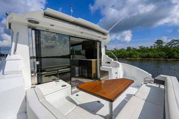 4th Quarter 46ft Cruisers Yacht For Sale