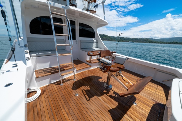 Scarlet 46ft Viking Yacht For Sale