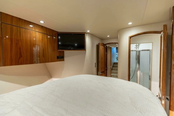 2020 Viking 62