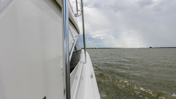 Share E 72ft Viking Yacht For Sale