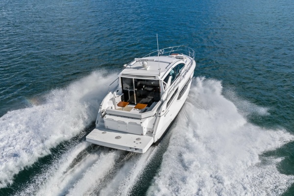 Cruisers 42 SARGAM - Exterior