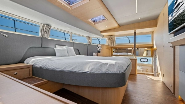 2022 Aquila 54