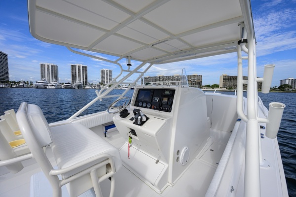31ft Jupiter Yacht For Sale