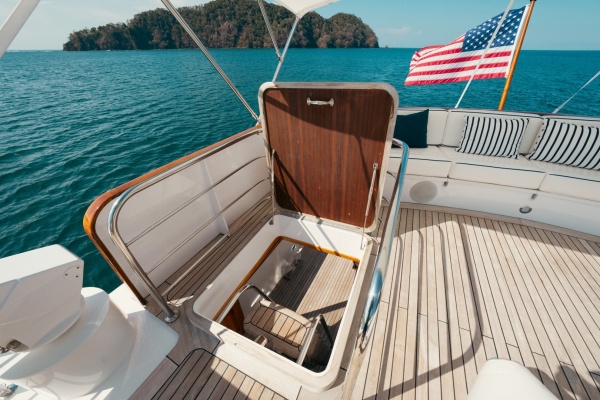 Passage 101ft Feadship Yacht For Sale