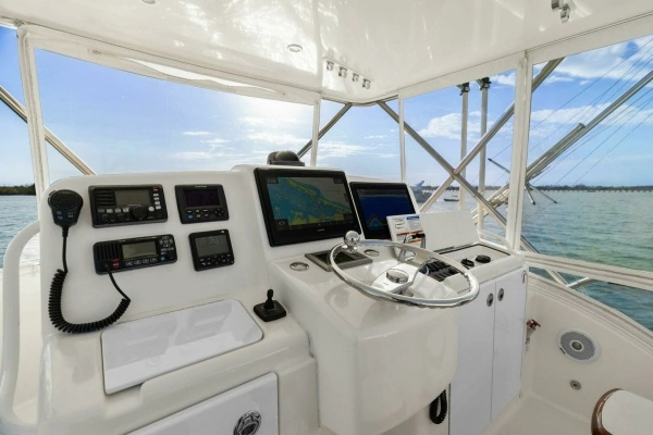 2013 Tiara Yachts 39
