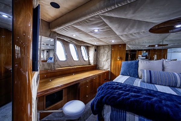 Sunseeker 62 EAGLE II - Master Stateroom