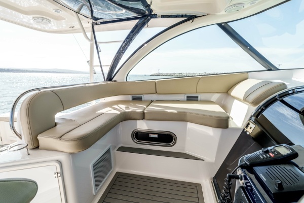 TAG TEAM 38ft Pursuit Yacht For Sale