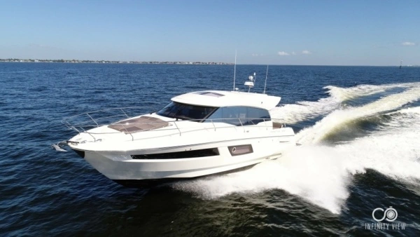 2018 Prestige 46