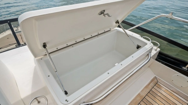 Sea Ray 400 fly Yacht For Sale