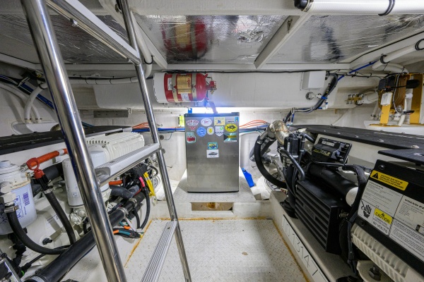 4th Quarter 46ft Cruisers Yacht For Sale