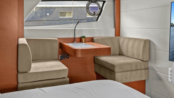 YACHTWAVE 50ft Prestige Yacht For Sale